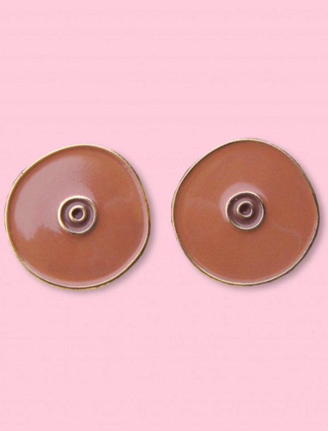 Pin's seins