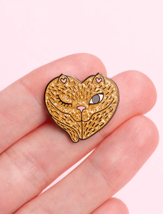 Pin's Vulvacat